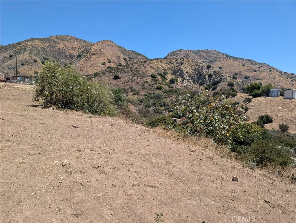 11015 Mesa Alta, Sylmar, California 91342 — photo 5