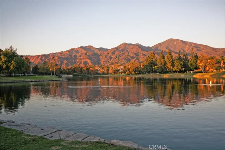 24 Via Gatillo, Rancho Santa Margarita, California 92688