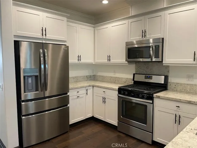 Upgraded Kitchen with Stainless Steel appliances