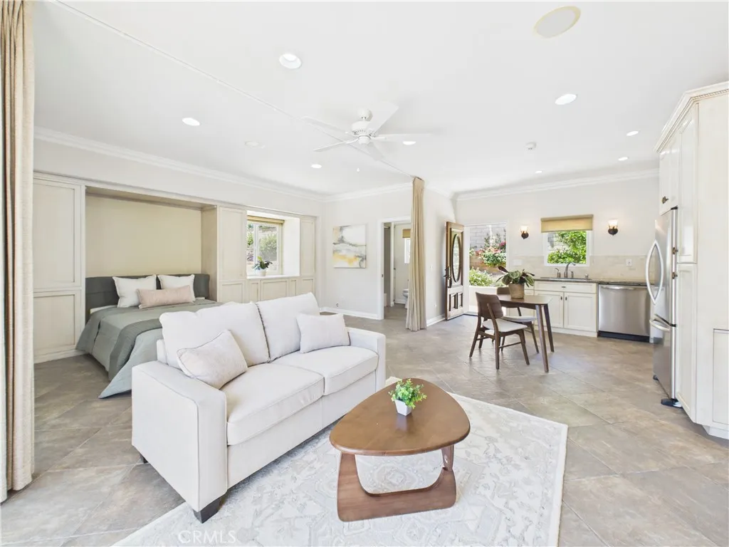 ~607 square feet of Studio ADU with Kitchen and Full Bath
