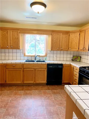 18076 Vista Point Ct, Hidden Valley Lake, California 95467
