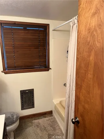 1366 Laura, Wrightwood, California 92397