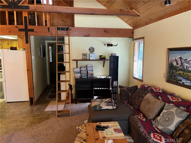 1366 Laura, Wrightwood, California 92397