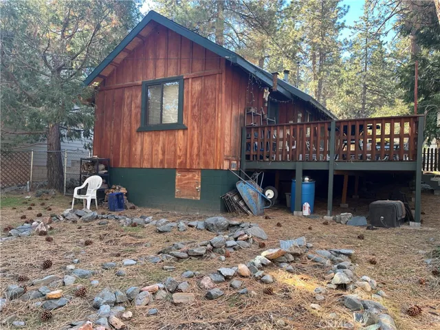 1366 Laura, Wrightwood, California 92397