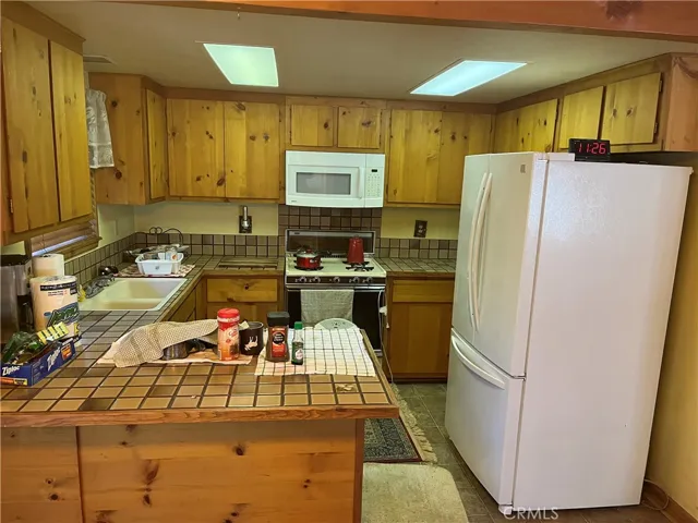 1366 Laura, Wrightwood, California 92397