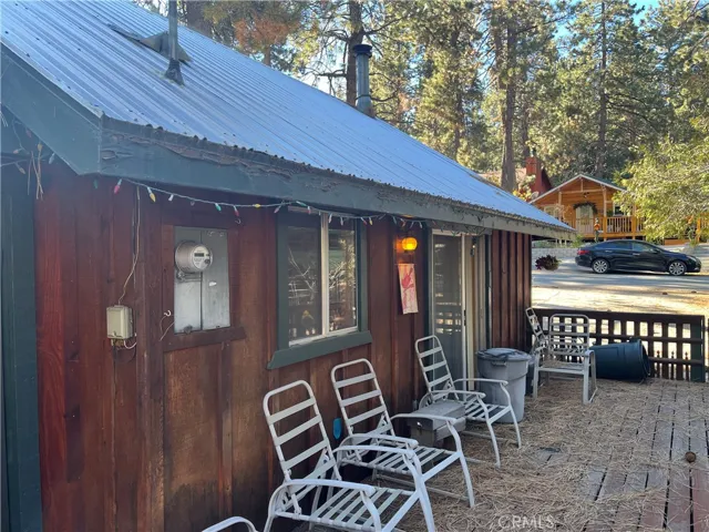 1366 Laura, Wrightwood, California 92397