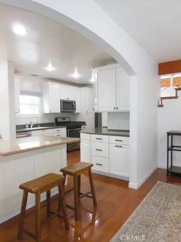 1742 El Rito, Glendale, California 91208