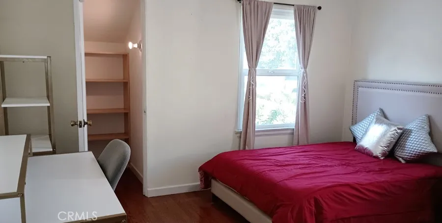 1742 El Rito, Glendale, California 91208