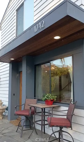 1742 El Rito, Glendale, California 91208