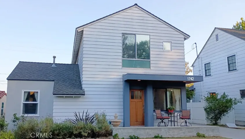 1742 El Rito, Glendale, California 91208