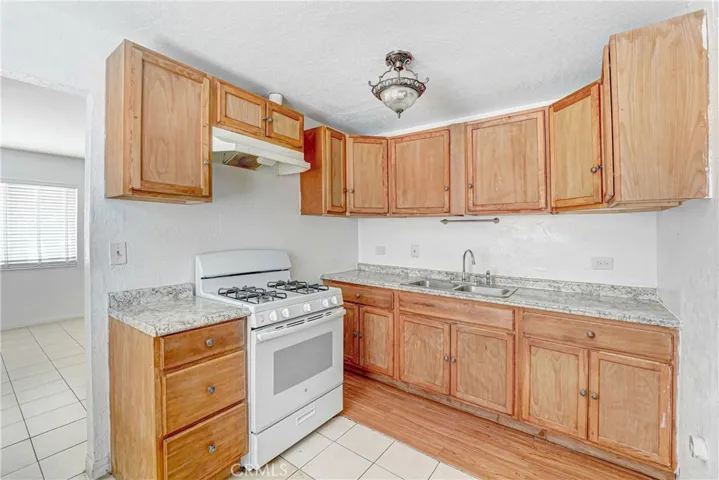 2734 Desert, Rosamond, California 93560