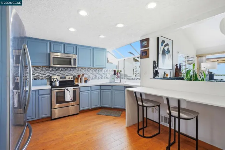 46 Edgewater Pl, Pittsburg, California 94565