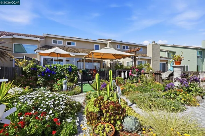 46 Edgewater Pl, Pittsburg, California 94565