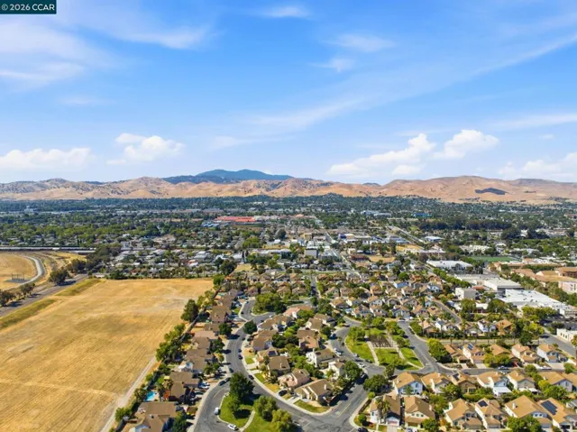 46 Edgewater Pl, Pittsburg, California 94565