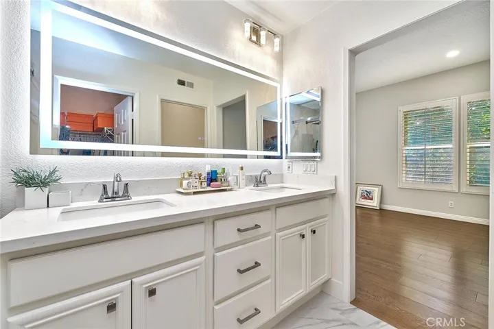 1139 Elfstrom, Fullerton, California 92833
