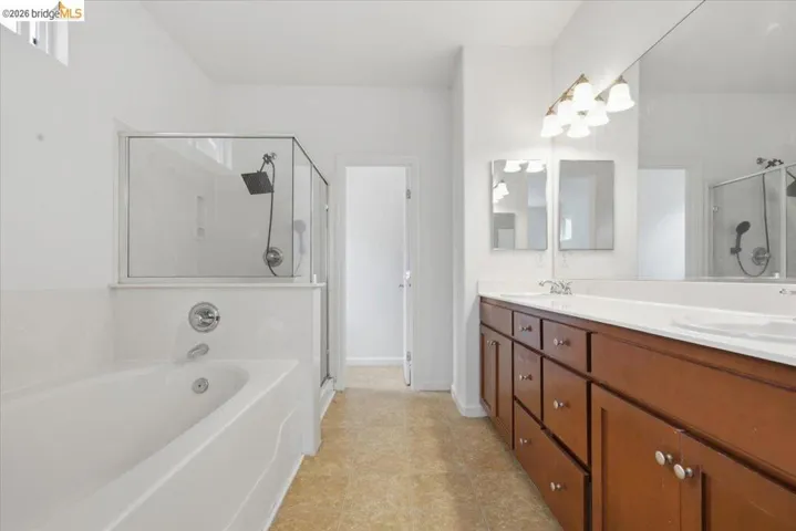 Main House Primary Bathroom