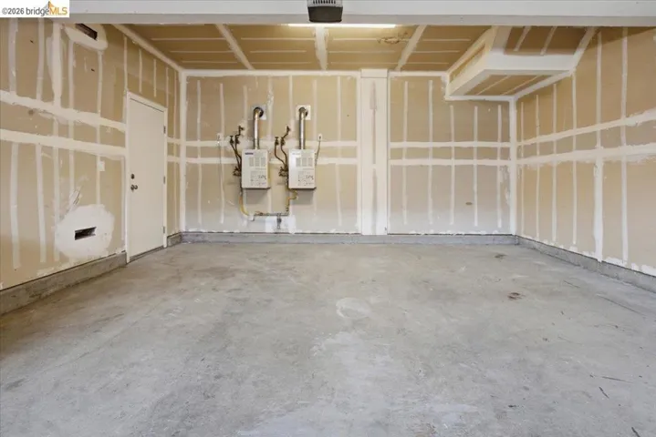 2 Car Garage