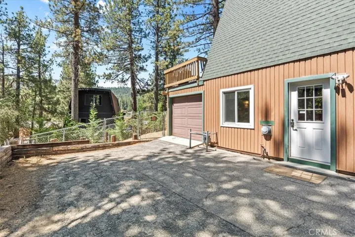 42929 Encino, Big Bear Lake, California 92315