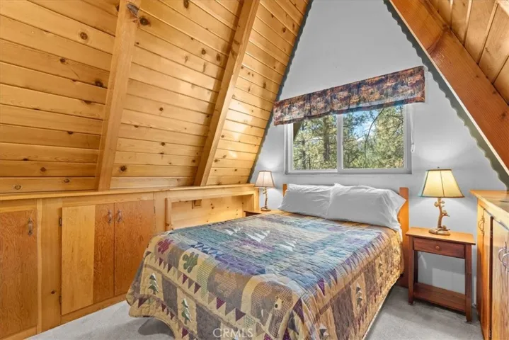 42929 Encino, Big Bear Lake, California 92315