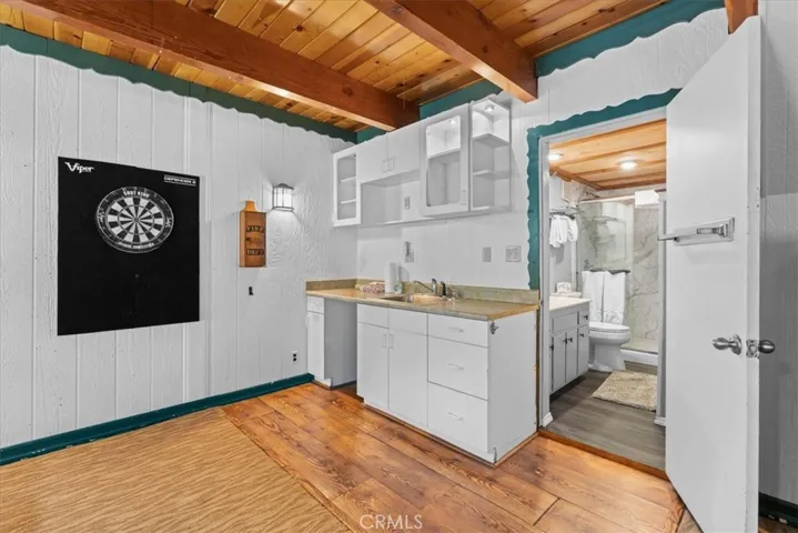 42929 Encino, Big Bear Lake, California 92315