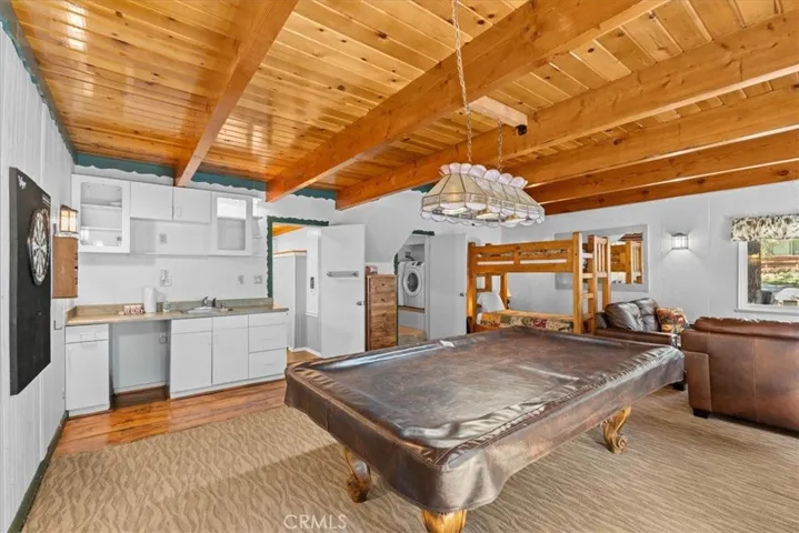42929 Encino, Big Bear Lake, California 92315