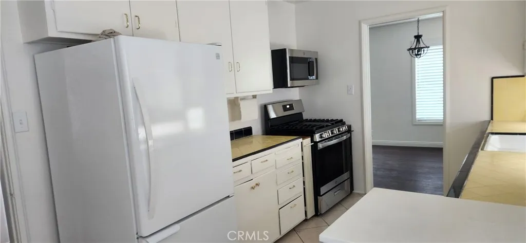 15816 Hart, Van Nuys, California 91406