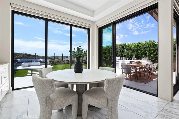 118 Tomahawk, Irvine, California 92618