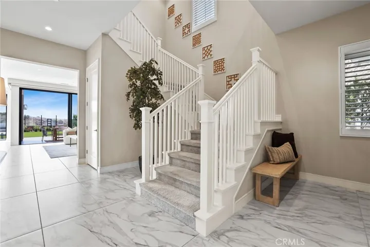 118 Tomahawk, Irvine, California 92618