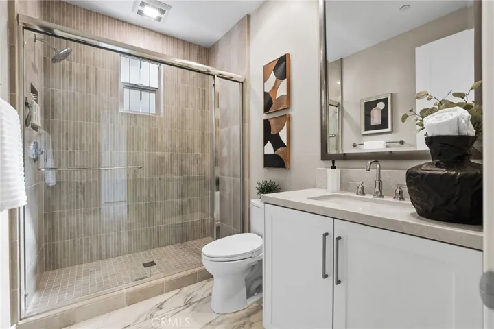 118 Tomahawk, Irvine, California 92618