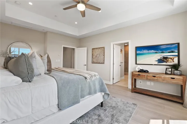 118 Tomahawk, Irvine, California 92618