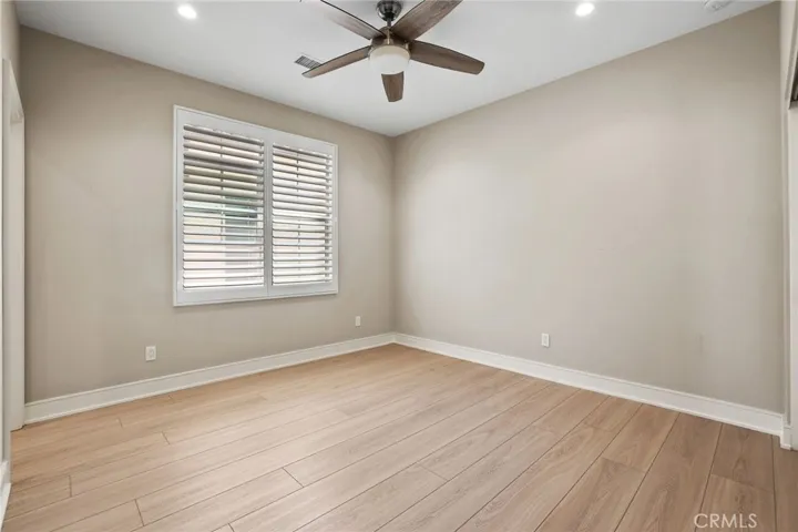 118 Tomahawk, Irvine, California 92618