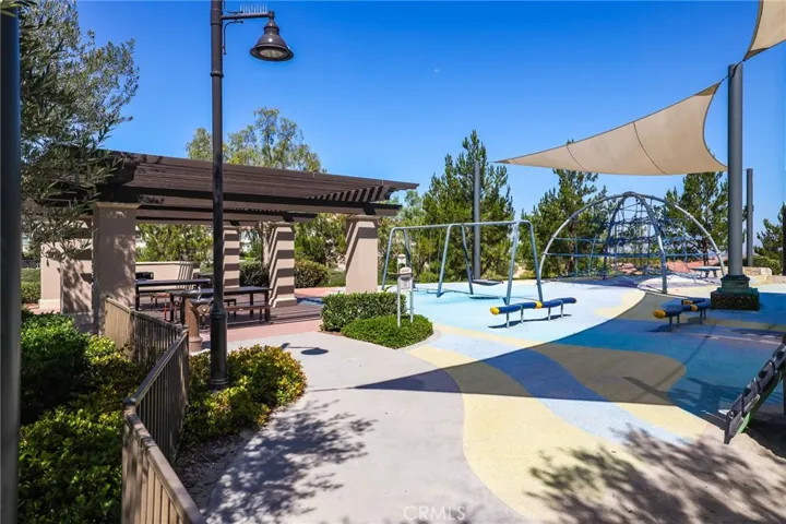 118 Tomahawk, Irvine, California 92618