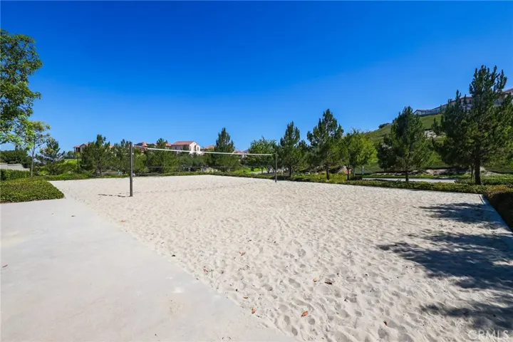 118 Tomahawk, Irvine, California 92618