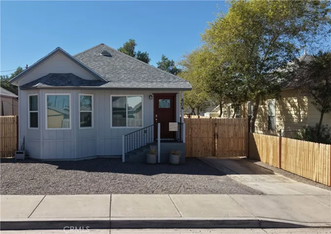 404 D Street, Needles, California 92363