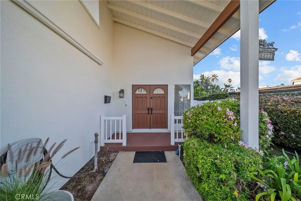 1277 Devon, Ventura, California 93001 — photo 4