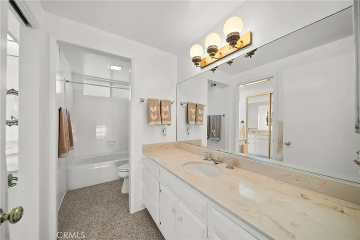 1277 Devon, Ventura, California 93001