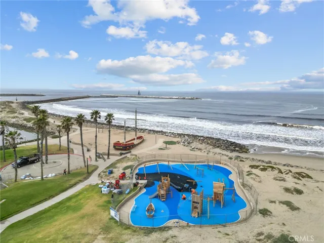 1277 Devon, Ventura, California 93001