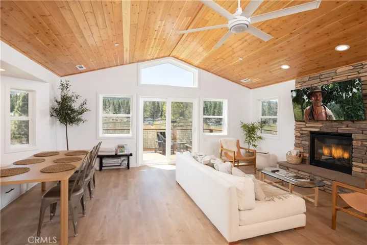 42742 Sonoma, Big Bear Lake, California 92315