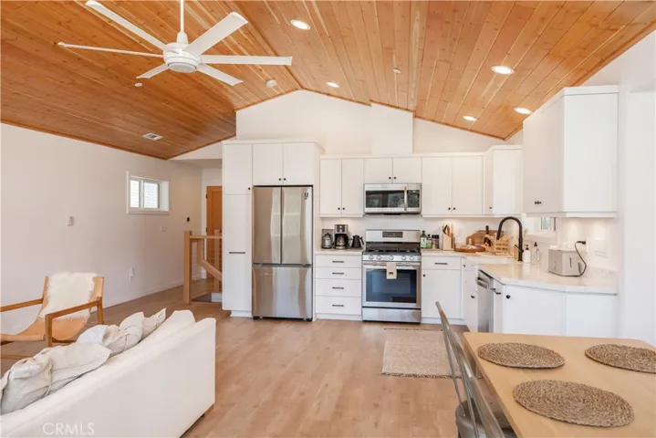 42742 Sonoma, Big Bear Lake, California 92315