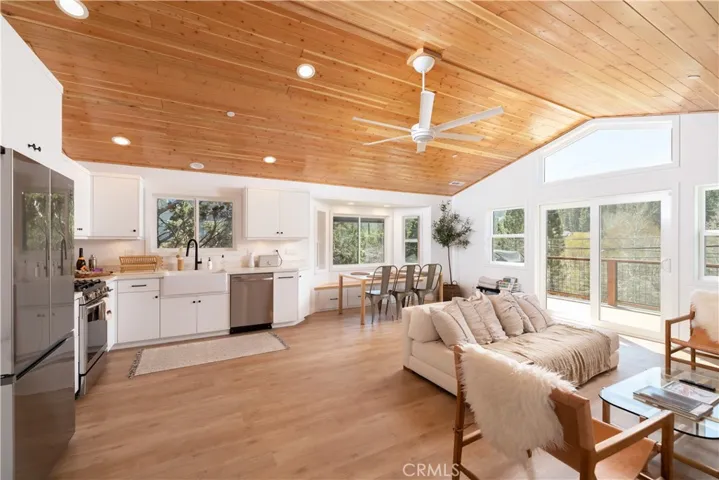 42742 Sonoma, Big Bear Lake, California 92315