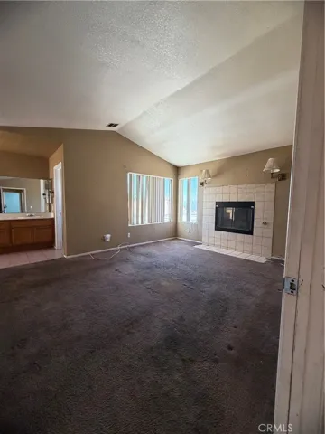15268 San Jose, Victorville, California 92394
