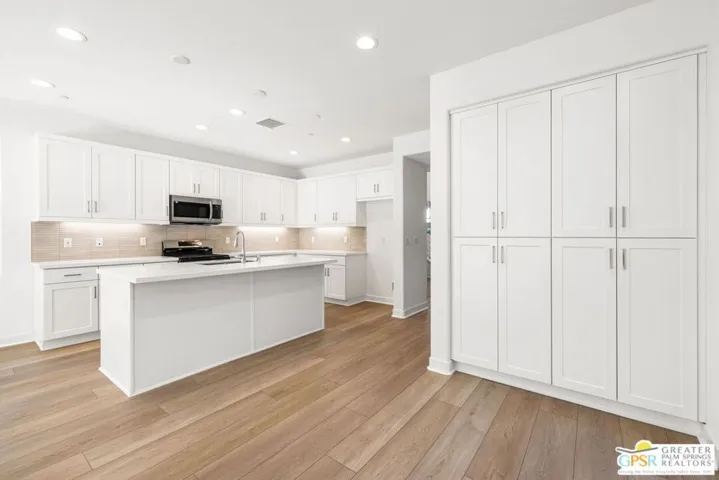 74219 Becker Street, Palm Desert, California 92211