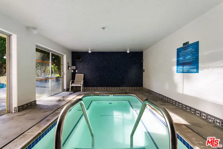 11260 Overland Avenue 26g, Culver City, California 90230