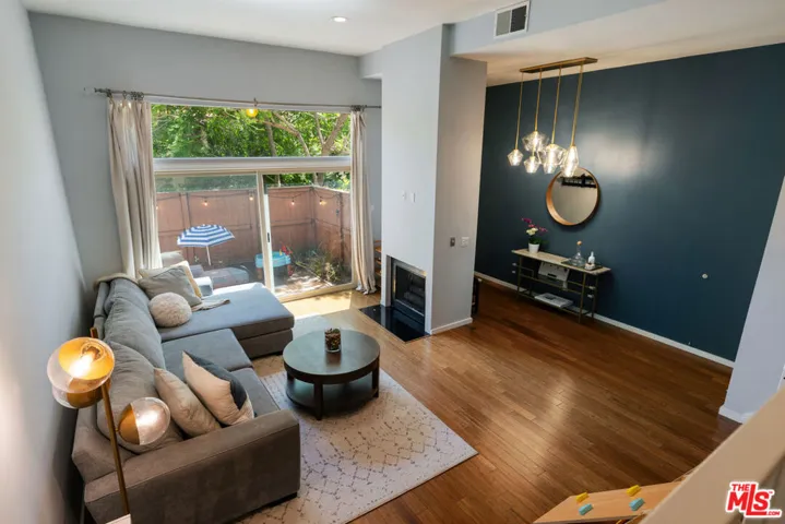 11260 Overland Avenue 26g, Culver City, California 90230