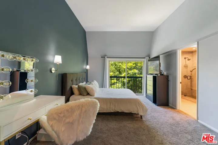 11260 Overland Avenue 26g, Culver City, California 90230