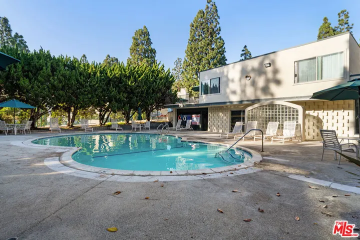 11260 Overland Avenue 26g, Culver City, California 90230