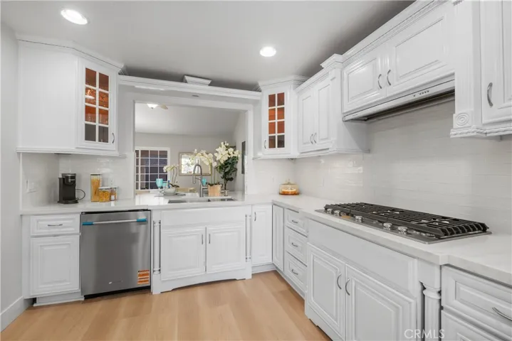 31 Columbus, Irvine, California 92620