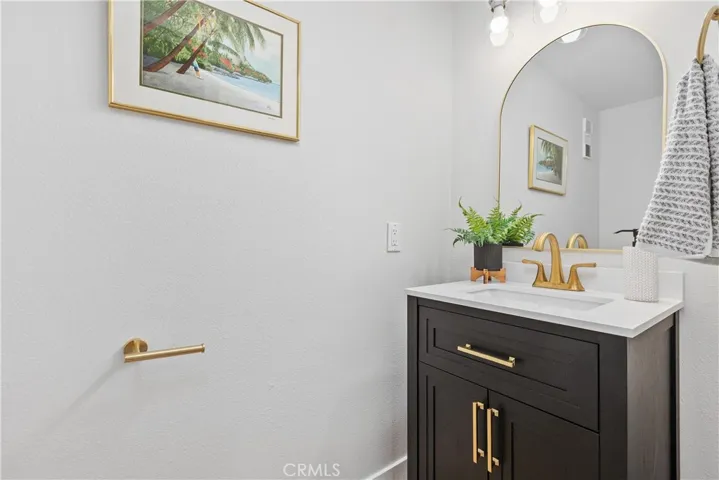 31 Columbus, Irvine, California 92620