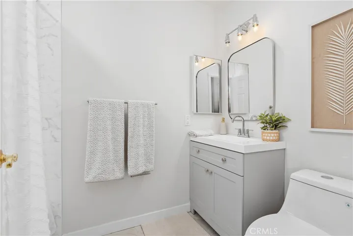 31 Columbus, Irvine, California 92620