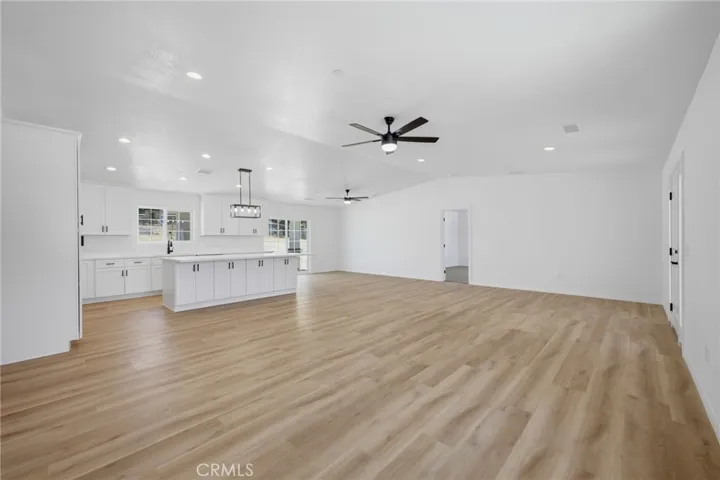 14685 Apple Valley Road, Apple Valley, California 92307